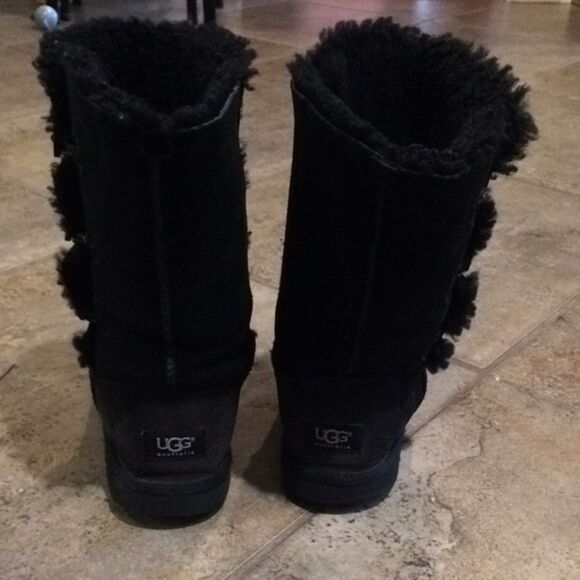 UGG Black Bailey Button Suede Winter Boots Womens US 5 EU 35 - Picture 5 of 12